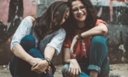 Banca etica cofinanzia crowdfunding progetti al femminile