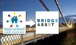 Italy Crowd Bridge Asset